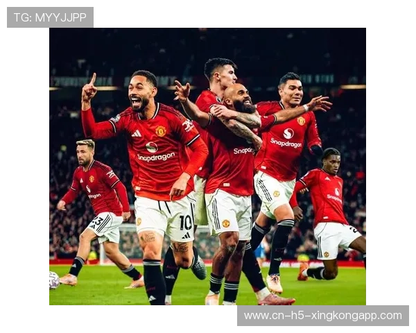 曼联或迎“锋”线大翻新：开启新赛季的终极利器