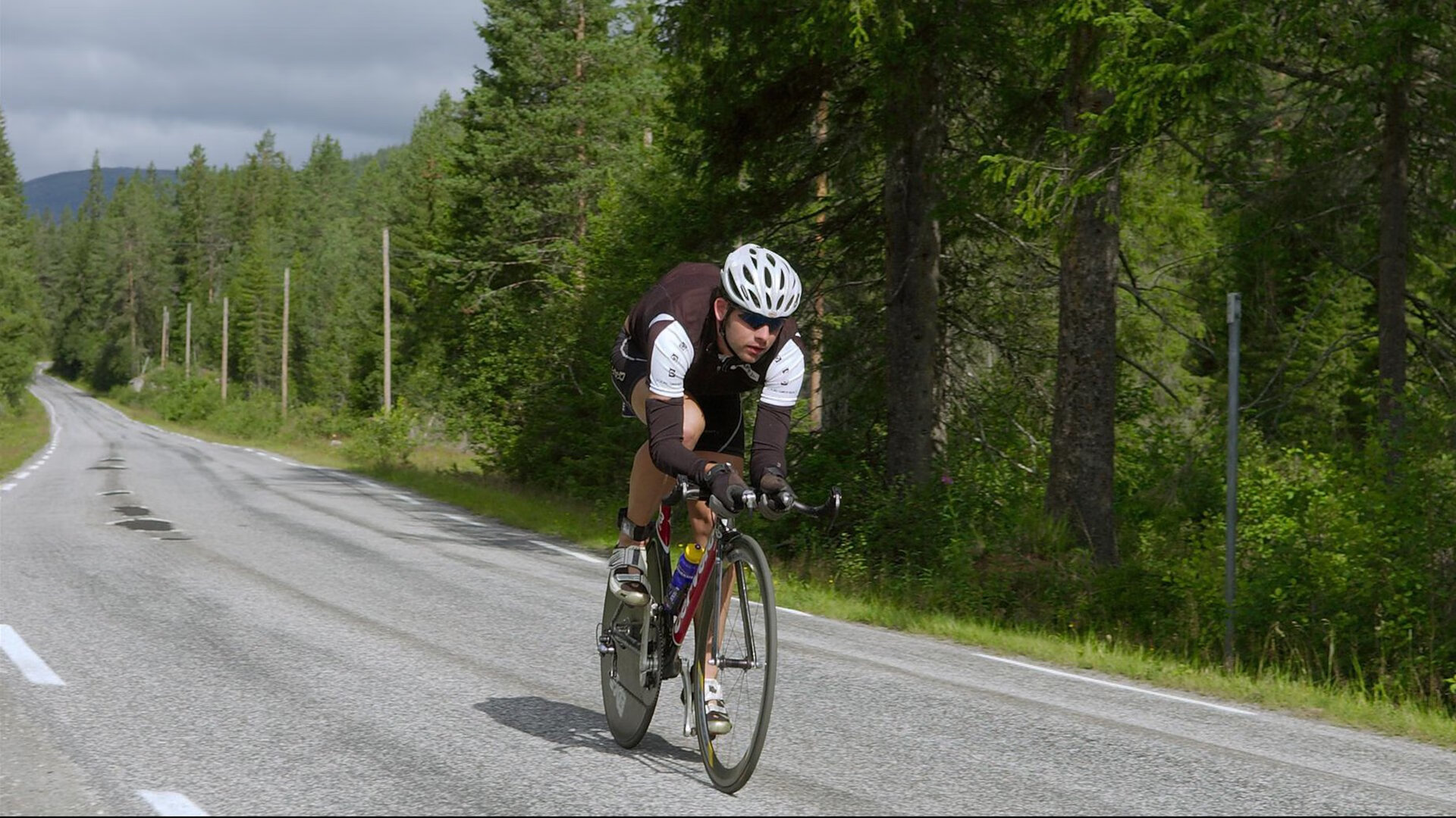 星空体育官网-《CS_GO》新版本“火焰之刃”上线，战术多变引发热议